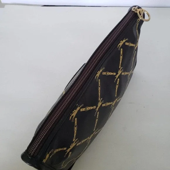 Longchamp Paris Signature Genuine Leather Dopp Kit